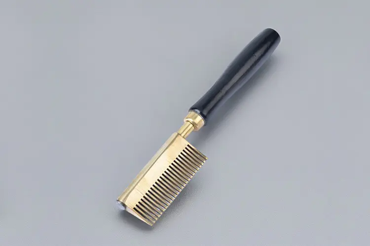 Cosa fa un pettine pressante? Cosa fa un pettine pressante?